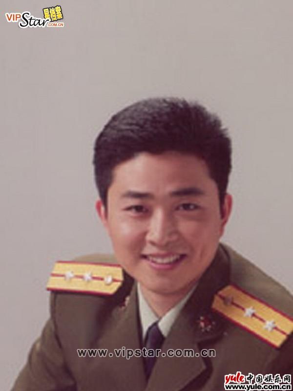 周雷