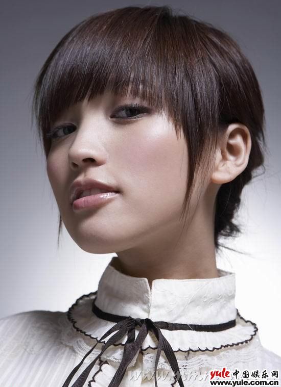 明星频道 华人女明星 > 正文