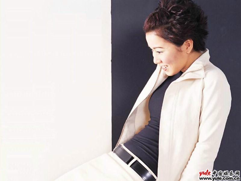 佘诗曼_明星档案_写真_图片_资料