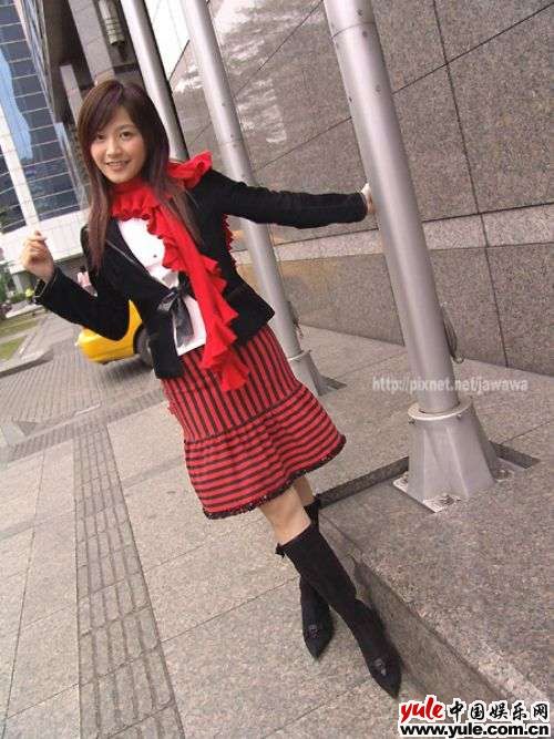 王怡仁_明星档案_写真_图片_资料_照片_中国娱乐网