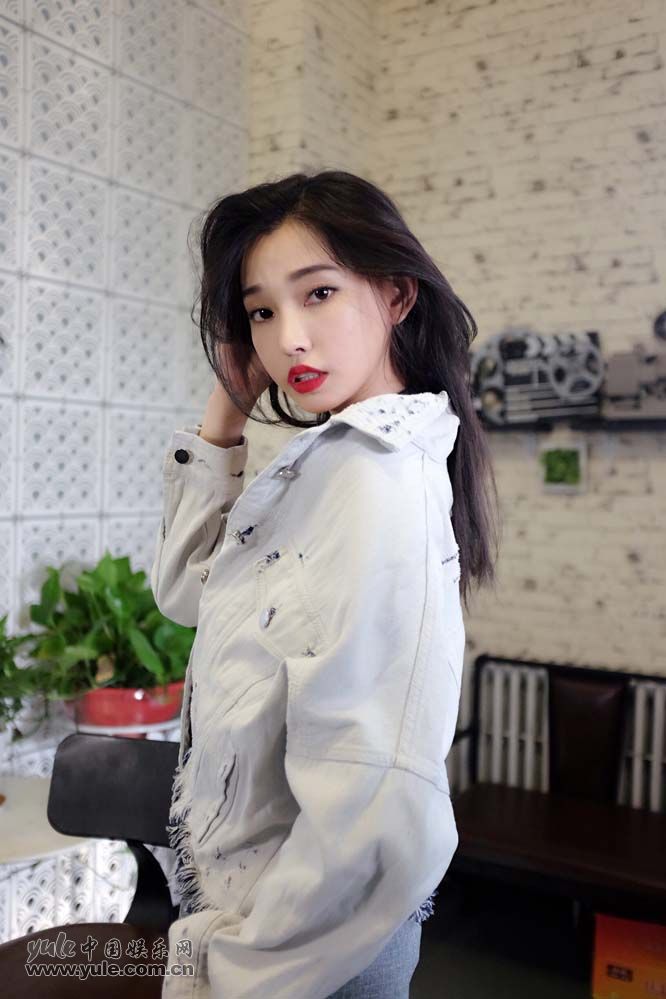 童菲